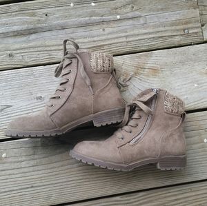 Girls Boots Size 2